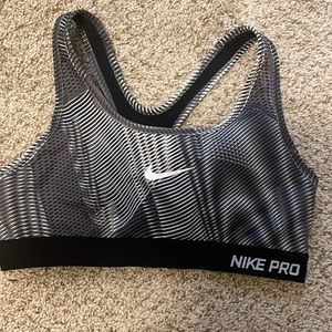 nike sports bra